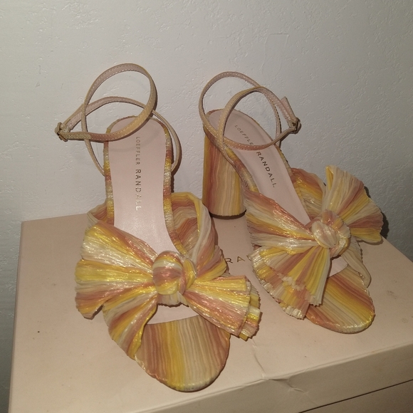 💥NEW LOEFFLER RANDALL Camellia Pleated Sunset Heels💥 - Picture 13 of 13